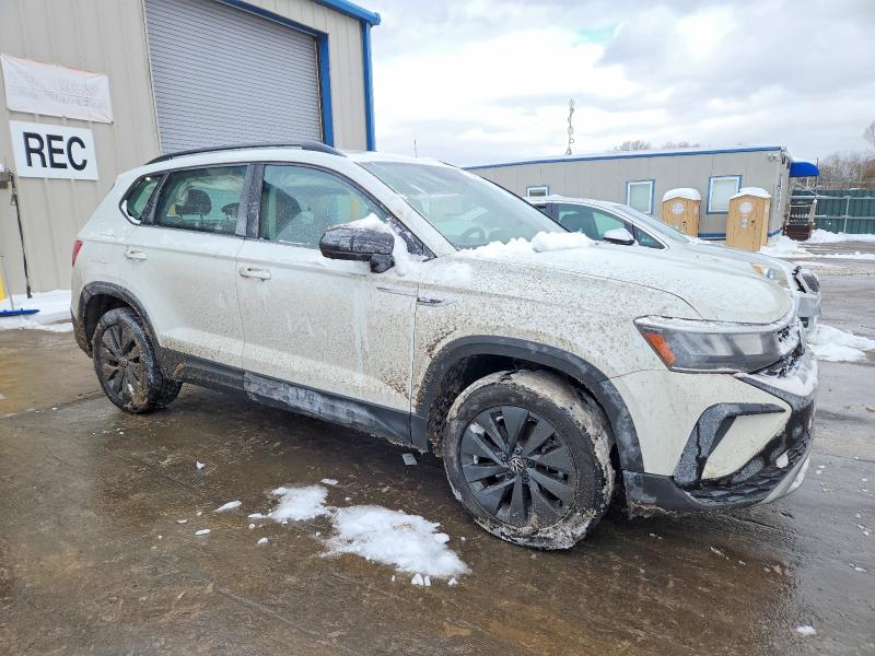 Продаж на аукціоні авто 2022 Volkswagen Taos, vin: 3VVAX7B29NM079472, номер лоту: 74620945