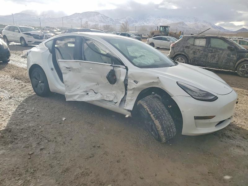 2019 Tesla Model 3 მანქანა იყიდება აუქციონზე, vin: 5YJ3E1EB6KF517659, აუქციონის ნომერი: 99881975