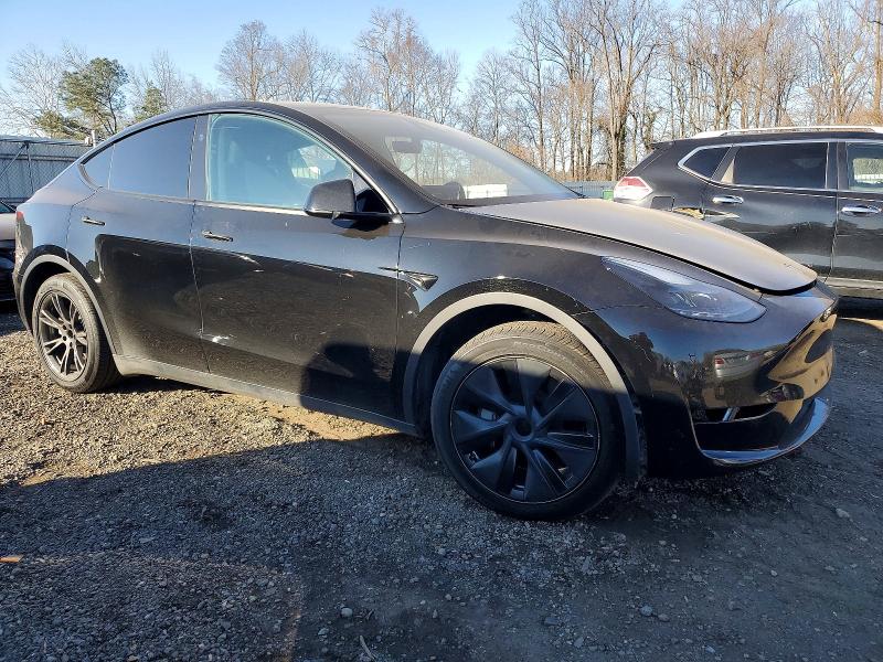73732625 :رقم المزاد ، 7SAYGAEE9RF207206 vin ، 2024 Tesla Model Y مزاد بيع