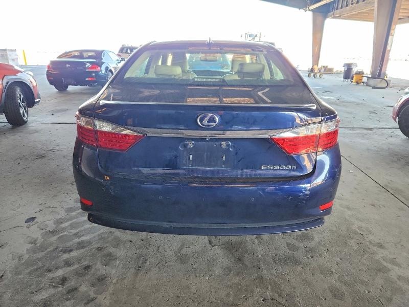 79800215 :رقم المزاد ، JTHBW1GGXF2085960 vin ، 2015 Lexus Es 300h Ba مزاد بيع