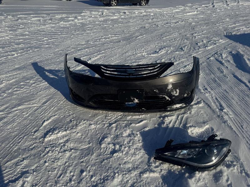 73245145 :رقم المزاد ، 2C4RC1N78KR616824 vin ، 2019 Chrysler Pacifica مزاد بيع