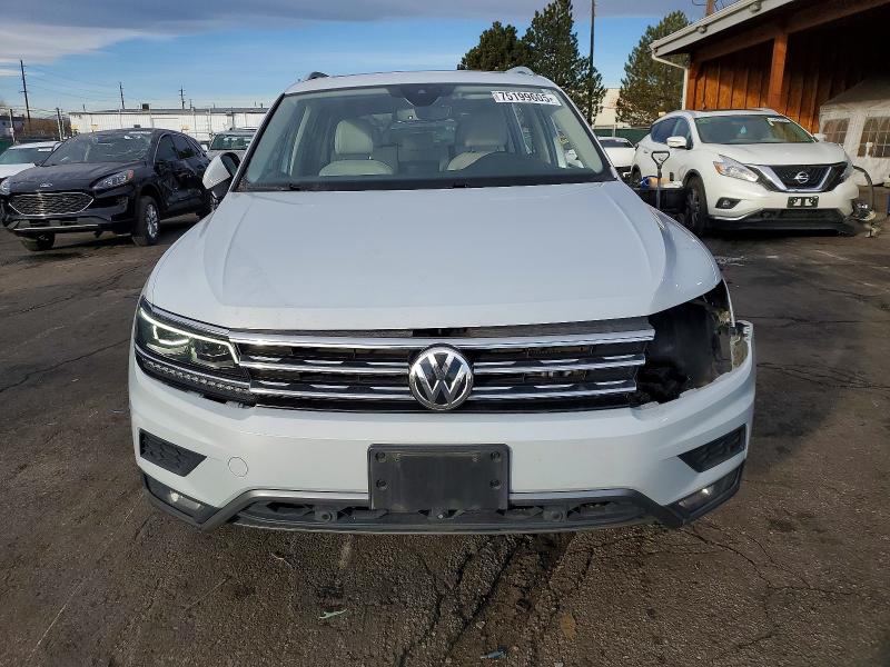75199605 :رقم المزاد ، 3VV4B7AX3JM197603 vin ، 2018 Volkswagen Tiguan مزاد بيع