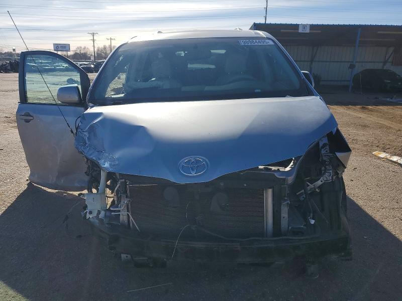 2012 Toyota Sienna მანქანა იყიდება აუქციონზე, vin: 5TDYK3DC0CS259494, აუქციონის ნომერი: 98984495