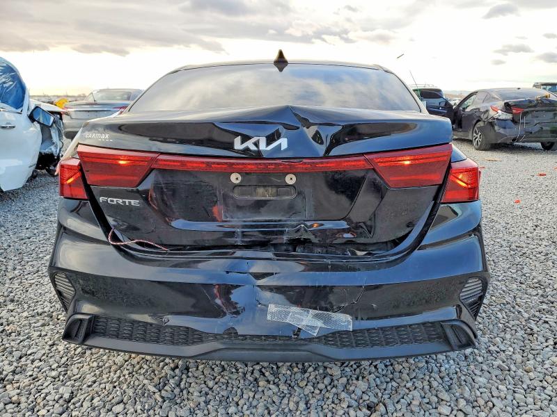 2023 Kia Forte მანქანა იყიდება აუქციონზე, vin: 3KPF24AD2PE622405, აუქციონის ნომერი: 72706485