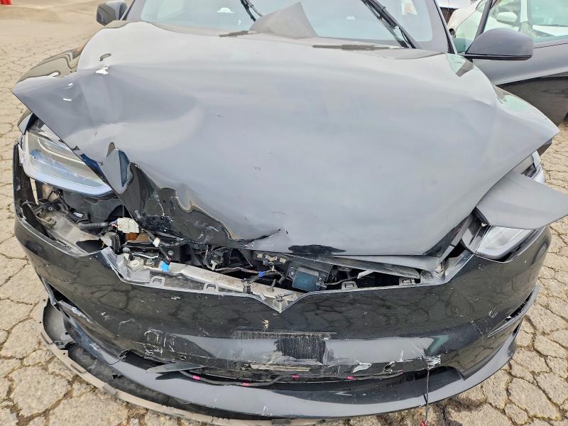 Продажа на аукционе авто 2022 Tesla Model X, vin: 7SAXCBE52NF362221, номер лота: 74126145