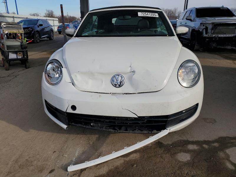 Продаж на аукціоні авто 2013 Volkswagen Beetle, vin: 3VW5P7AT9DM811752, номер лоту: 72541205
