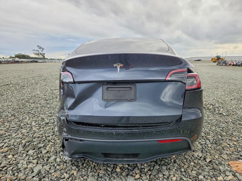 2025 Tesla Model Y მანქანა იყიდება აუქციონზე, vin: 7SAYGDED9SF272524, აუქციონის ნომერი: 98174265