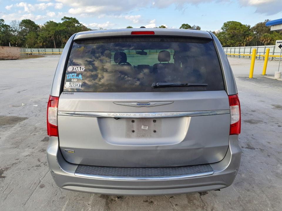 2013 Chrysler Town & Country მანქანა იყიდება აუქციონზე, vin: 2C4RC1BGXDR821875, აუქციონის ნომერი: 74132775