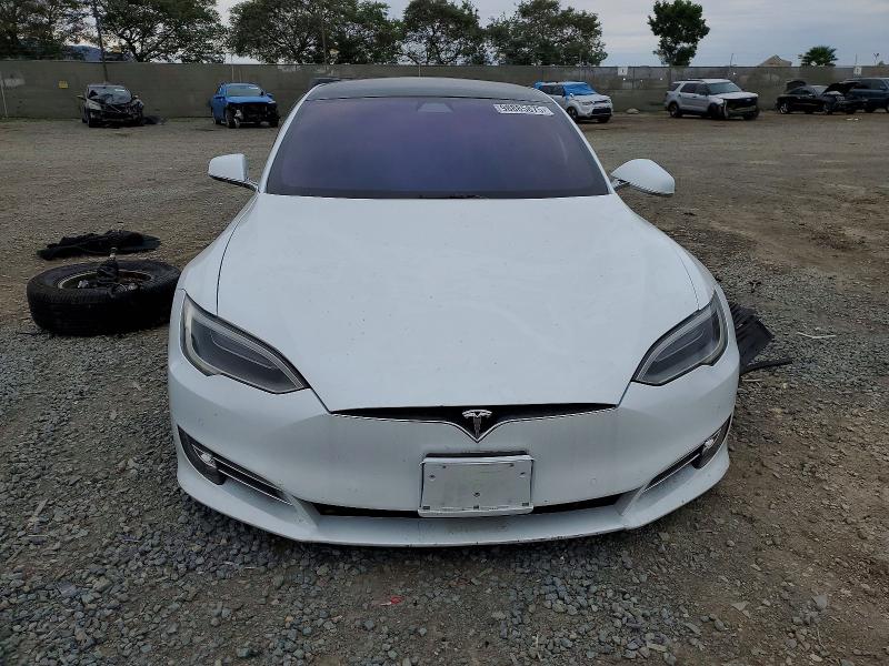 Продажа на аукционе авто 2018 Tesla Model S, vin: 5YJSA1E29JF275469, номер лота: 98885875