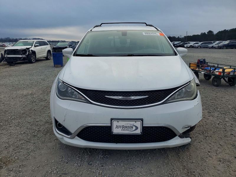Продаж на аукціоні авто 2017 Chrysler Pacifica, vin: 2C4RC1BG6HR608265, номер лоту: 99064595