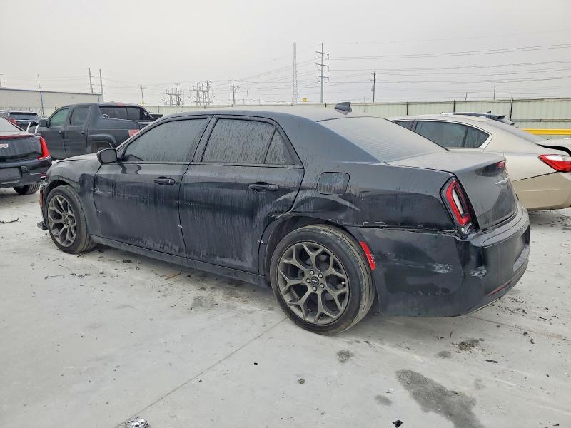 98015345 :رقم المزاد ، 2C3CCAAGXJH208233 vin ، 2018 Chrysler 300 مزاد بيع