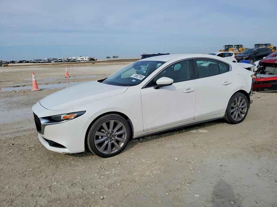 74562785 :رقم المزاد ، 3MZBPADLXLM138612 vin ، 2020 Mazda 3 مزاد بيع