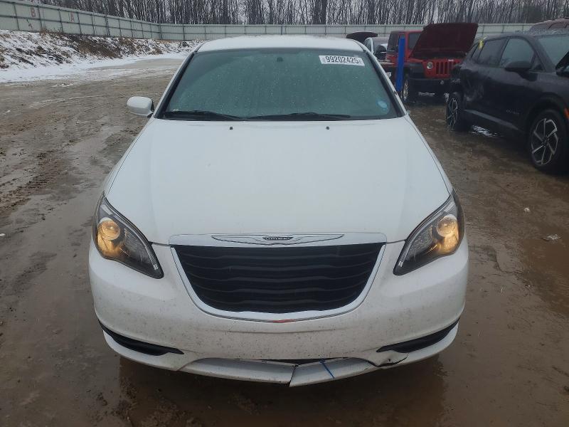 Продажа на аукционе авто 2014 Chrysler 200, vin: 1C3CCBCG3EN157724, номер лота: 99202425