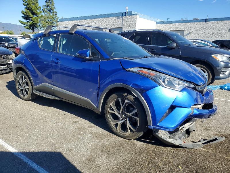 72656425 :رقم المزاد ، NMTKHMBX6JR038588 vin ، 2018 Toyota C-hr مزاد بيع