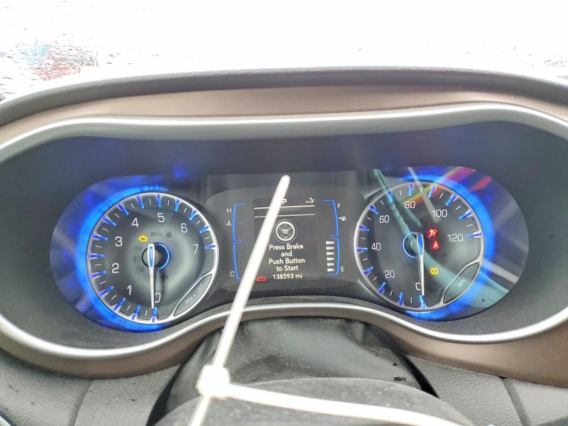 73395675 :رقم المزاد ، 2C4RC1BG9KR650968 vin ، 2019 Chrysler Pacifica مزاد بيع