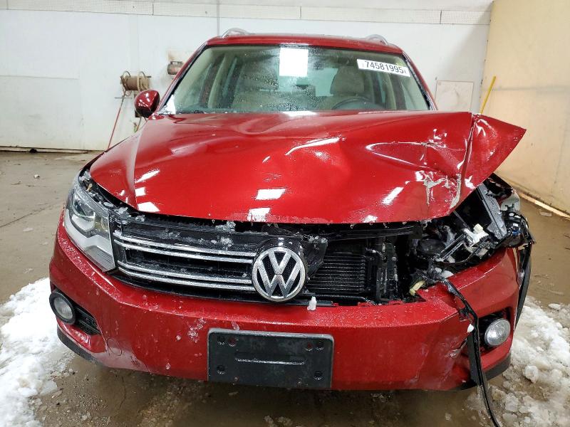 74581995 :رقم المزاد ، WVGBV7AX4CW004807 vin ، 2012 Volkswagen Tiguan مزاد بيع