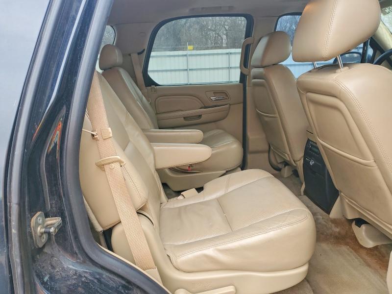 Продаж на аукціоні авто 2010 Cadillac Escalade L, vin: 1GYUCBEF1AR155729, номер лоту: 74068485