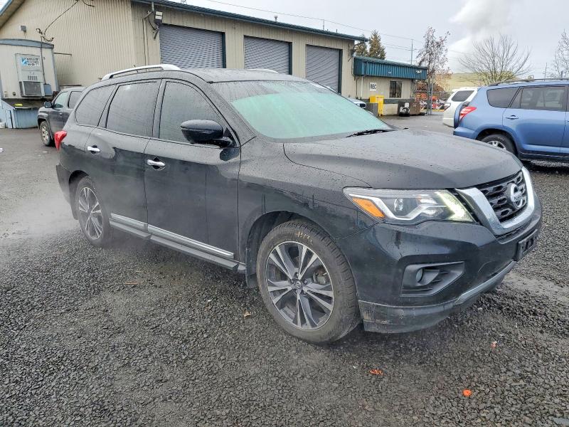 Продажа на аукционе авто 2017 Niss Pathfinder, vin: 5N1DR2MM8HC632301, номер лота: 98596705