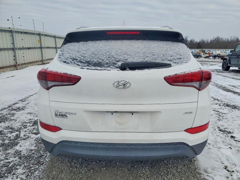 98900175 :رقم المزاد ، KM8J3CA44JU671417 vin ، 2018 Hyundai Tucson مزاد بيع