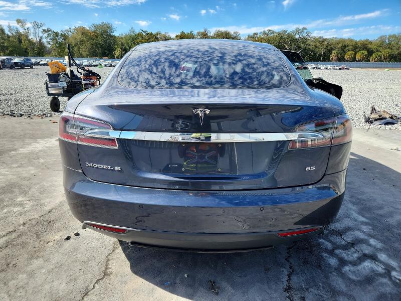 Auction sale of the 2015 Tesla Model S, vin: 5YJSA1H11FF085868, lot number: 75013835