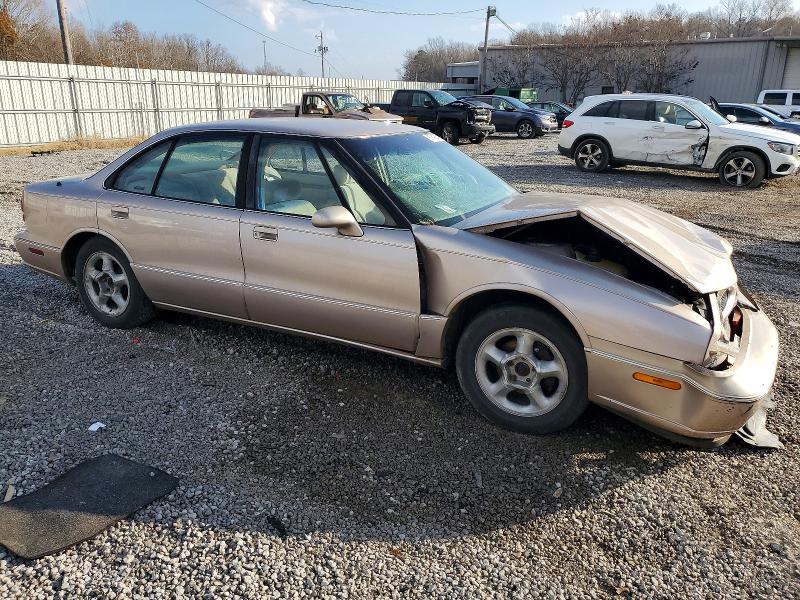 97941835 :رقم المزاد ، 1G3HN52K1X4832370 vin ، 1999 Oldsmobile 88 مزاد بيع