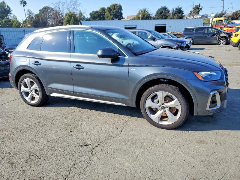 Продажа на аукционе авто 2023 Audi Q5, vin: WA1EAAFY1P2196853, номер лота: 72572665