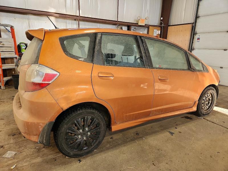99961395 :رقم المزاد ، JHMGE8H84AS800104 vin ، 2010 Honda Fit مزاد بيع