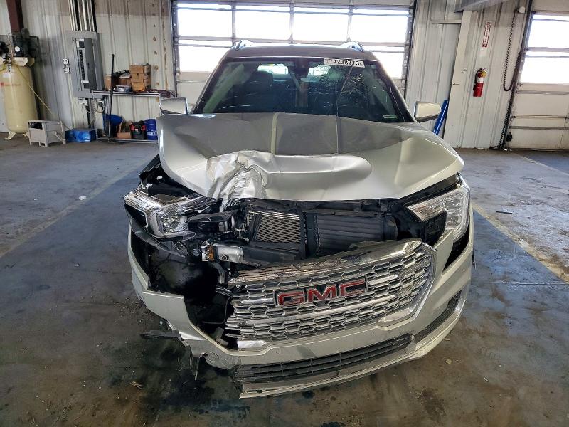 74238775 :رقم المزاد ، 3GKALXEV1NL175901 vin ، 2022 Gmc Terrain مزاد بيع
