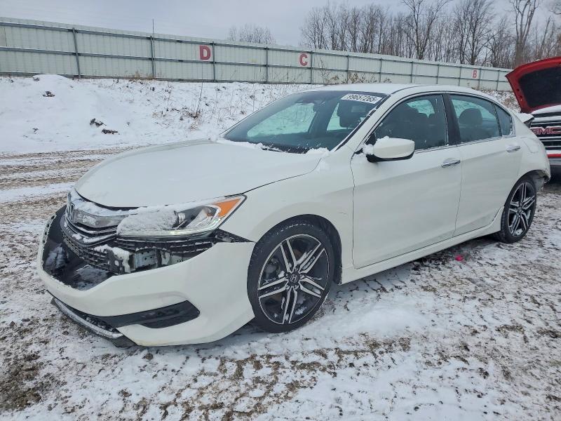 2017 Honda Accord მანქანა იყიდება აუქციონზე, vin: 1HGCR2F68HA104348, აუქციონის ნომერი: 99657265