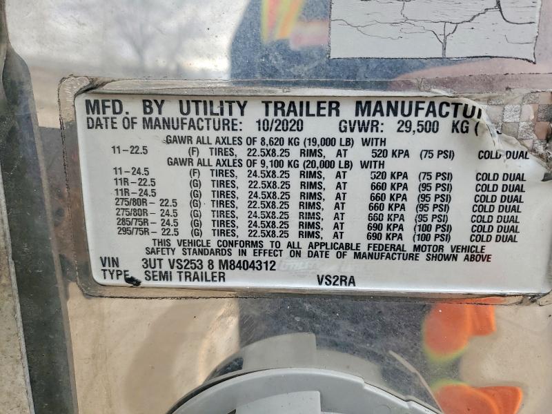 99111735 :رقم المزاد ، 3UTVS2538M8404312 vin ، 2021 Utility Vs2ra مزاد بيع