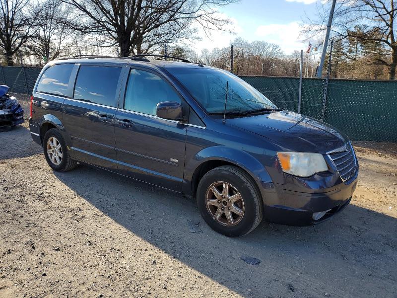 2008 Chrysler Town & Country მანქანა იყიდება აუქციონზე, vin: 2A8HR54P18R711293, აუქციონის ნომერი: 73004055