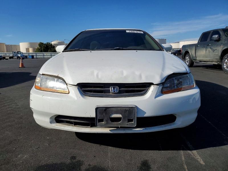 Продажа на аукционе авто 1998 Honda Accord, vin: 1HGCG3249WA012386, номер лота: 74081615