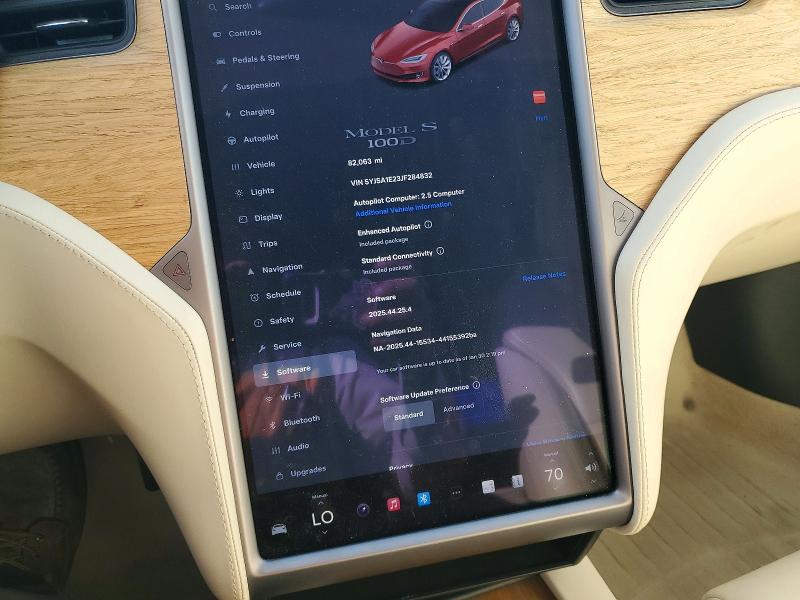 75047315 :رقم المزاد ، 5YJSA1E23JF284832 vin ، 2018 Tesla Model S مزاد بيع