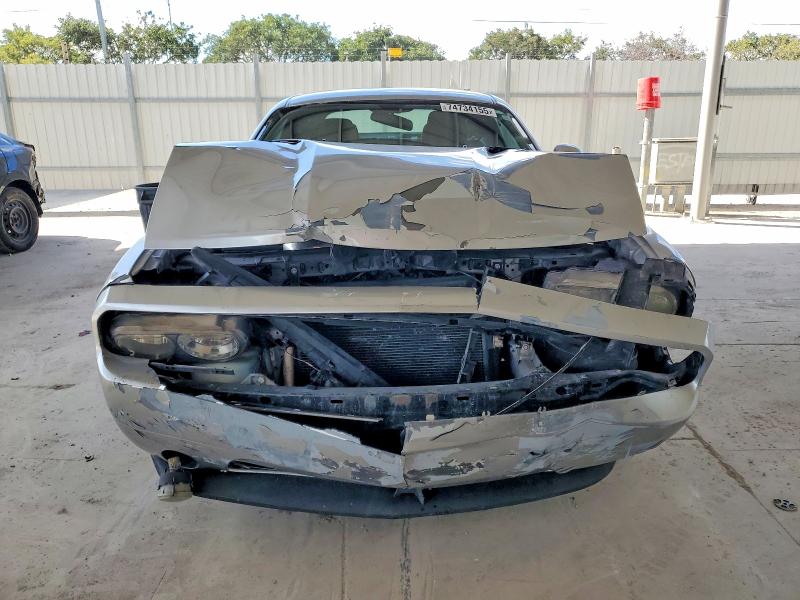 74734155 :رقم المزاد ، 2B3CJ4DG8BH602492 vin ، 2011 Dodge Challenger مزاد بيع