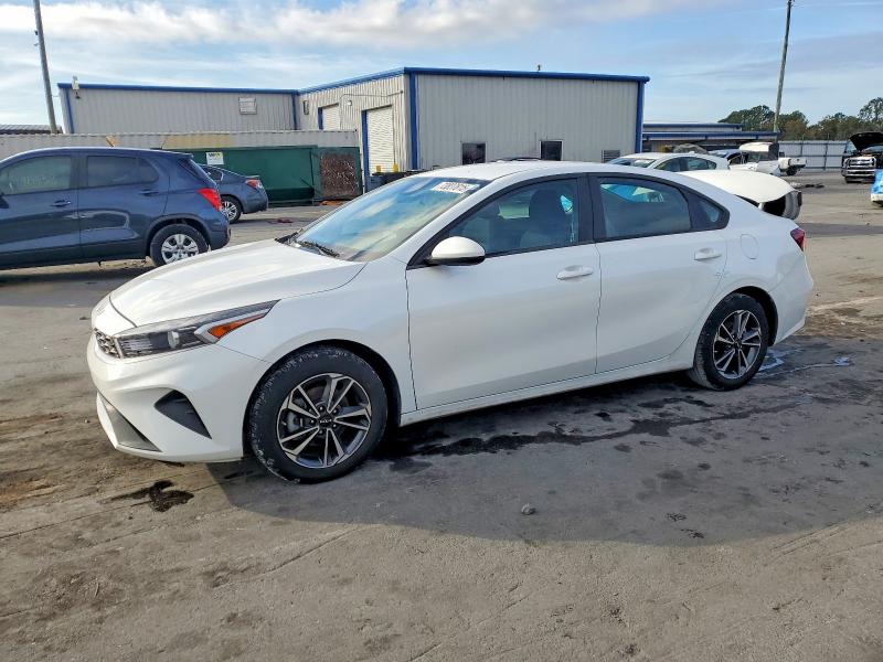 Aukcja sprzedaży 2024 Kia Forte, vin: 3KPF24AD6RE732053, numer aukcji: 73837815