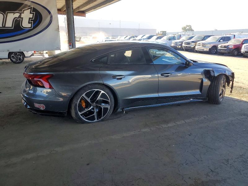 Продажа на аукционе авто 2024 Audi Rs E-tron, vin: WAUBHBFW1R7900657, номер лота: 72625095