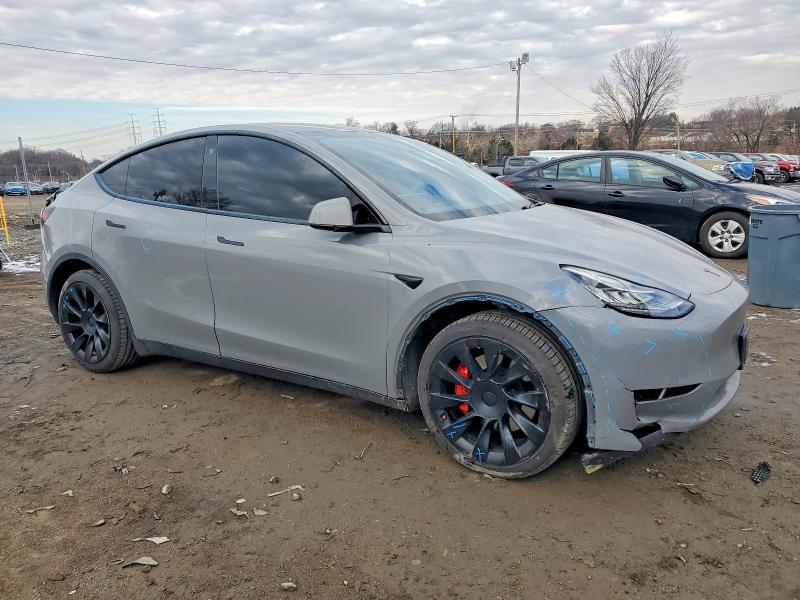 73450185 :رقم المزاد ، 5YJYGDEE8MF067530 vin ، 2021 Tesla Model Y مزاد بيع