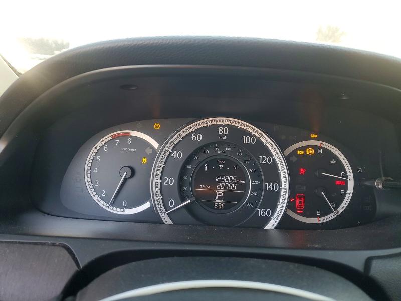 Продажа на аукционе авто 2015 Honda Accord, vin: 1HGCR2F82FA084189, номер лота: 74640105