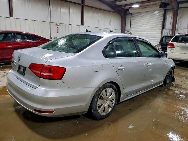 99317675 :رقم المزاد ، 3VW3A7AJ7FM245410 vin ، 2015 Volkswagen Jetta Tdi مزاد بيع