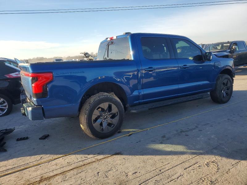 98342215 :رقم المزاد ، 1FT6W1EV4NWG00916 vin ، 2022 Ford F150 مزاد بيع