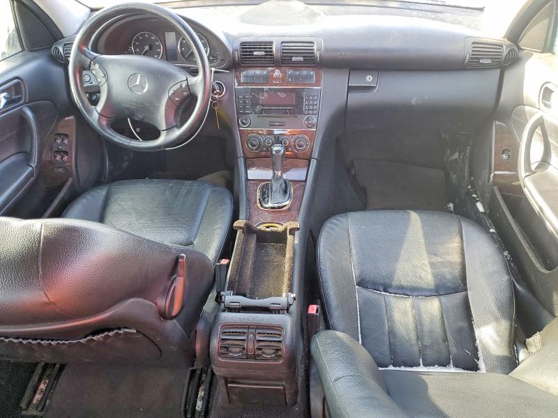 73526045 :رقم المزاد ، WDBRF81J05F649747 vin ، 2005 Mercedes-benz C مزاد بيع