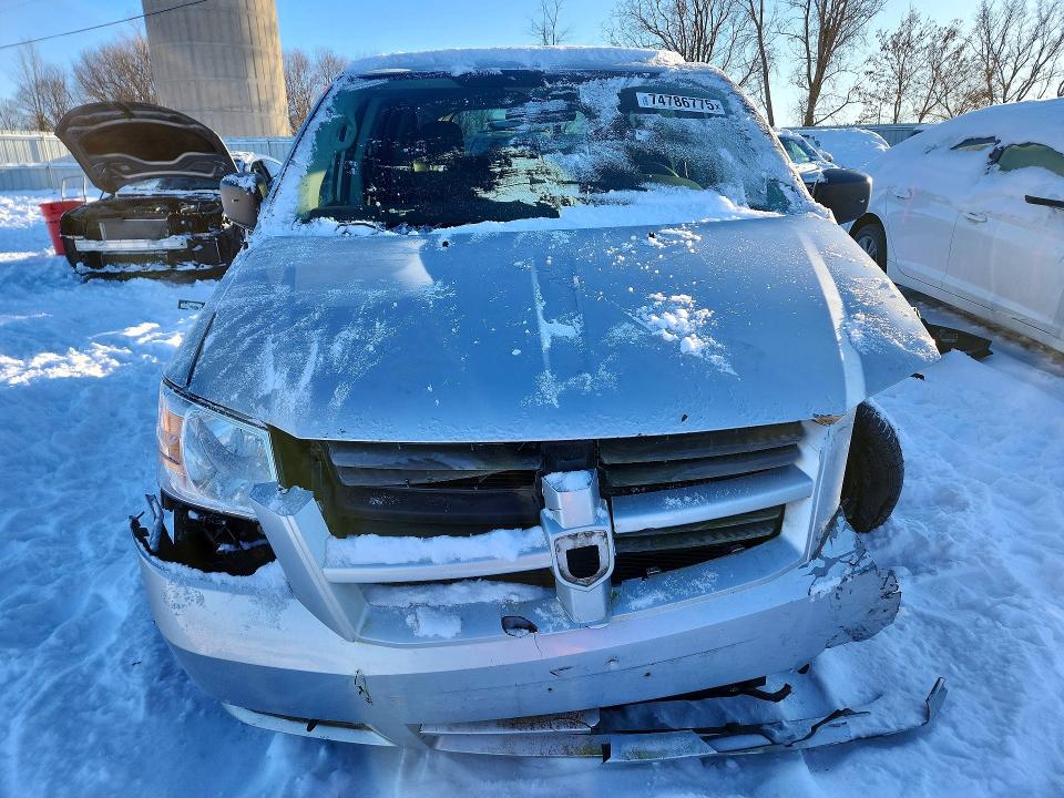 2008 Dodge Grand Caravan მანქანა იყიდება აუქციონზე, vin: 2D8HN44H28R755830, აუქციონის ნომერი: 74786775