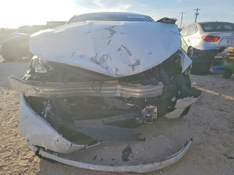 Aukcja sprzedaży 2015 Chrysler 200, vin: 1C3CCCBGXFN673054, numer aukcji: 75262365
