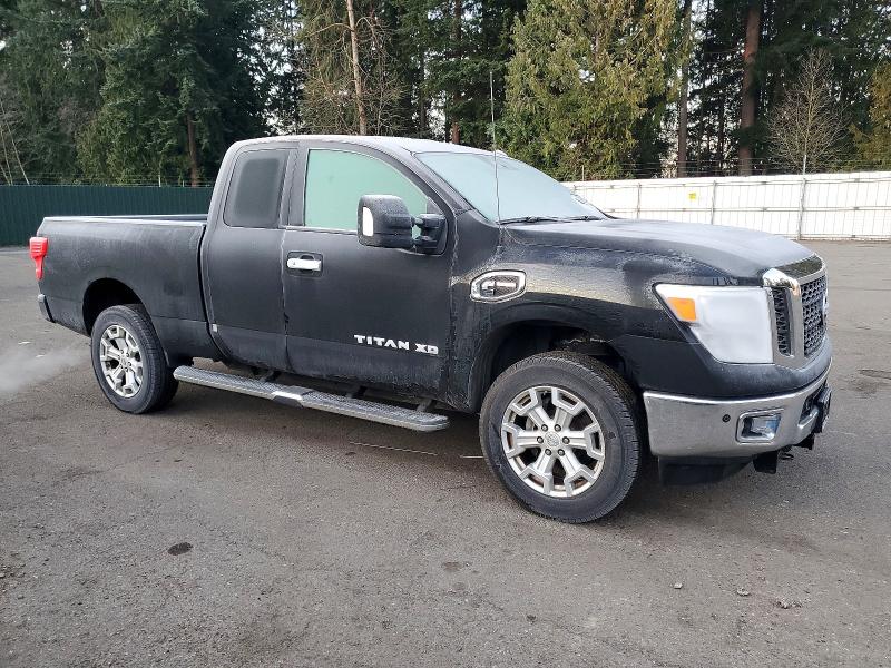 74096275 :رقم المزاد ، 1N6BA1C45HN549568 vin ، 2017 Nissan Titan Xd S مزاد بيع