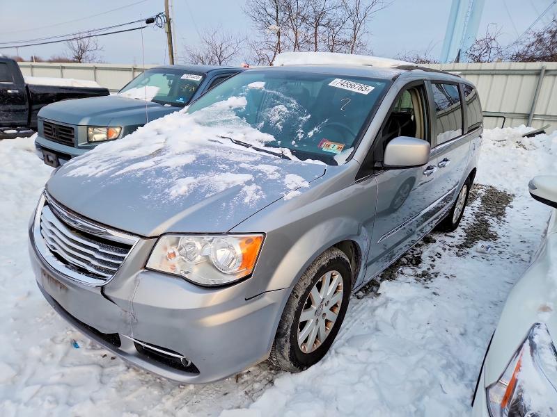 2015 Chrysler Town And Coun მანქანა იყიდება აუქციონზე, vin: 2C4RC1BG8FR711250, აუქციონის ნომერი: 74556765