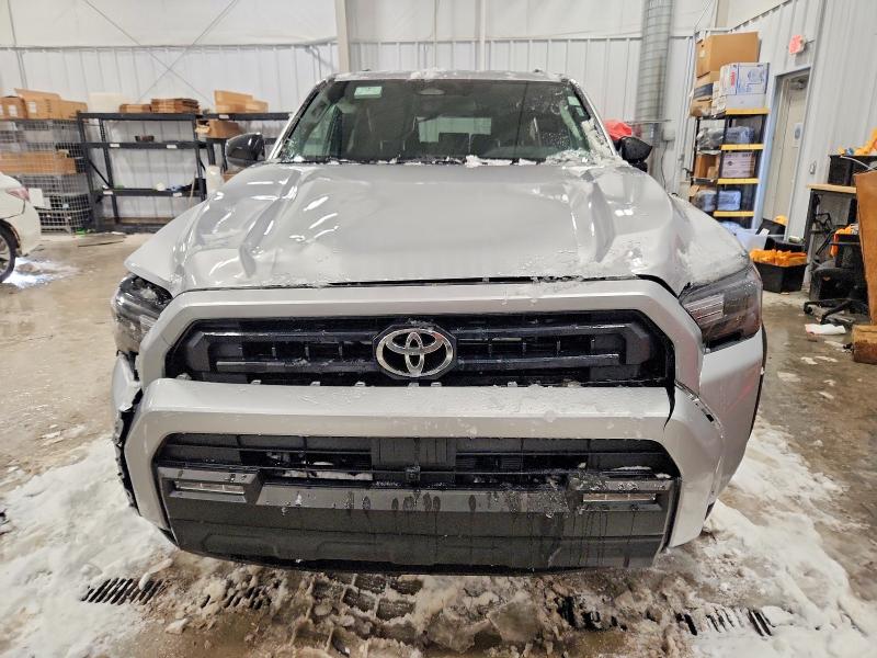 Продажа на аукционе авто 2025 Toyota 4runner, vin: JTEVA5BR1S5038480, номер лота: 74121415