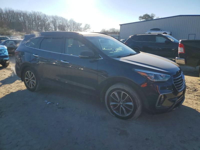 Продажа на аукционе авто 2017 Hyundai Santa Fe, vin: KM8SN4HF4HU197684, номер лота: 98500395