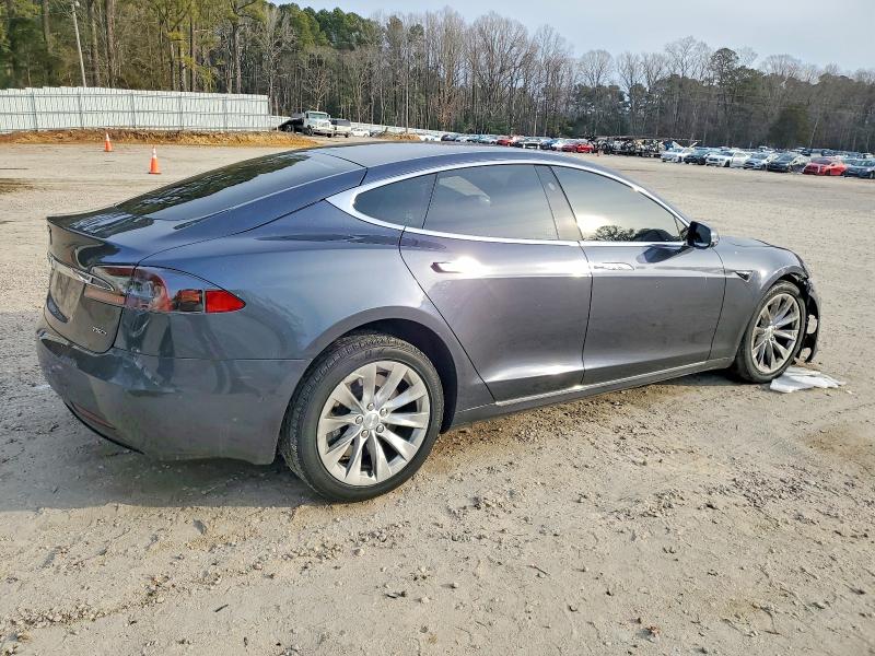 Продажа на аукционе авто 2018 Tesla Model S, vin: 5YJSA1E28JF297141, номер лота: 74411095