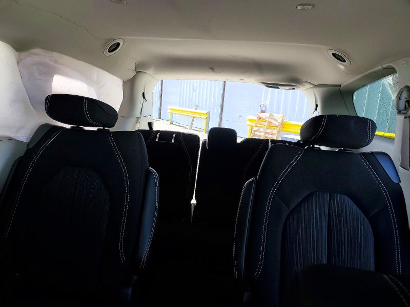 74461445 :رقم المزاد ، 2C4RC1CG3RR195091 vin ، 2024 Chrysler Voyager مزاد بيع