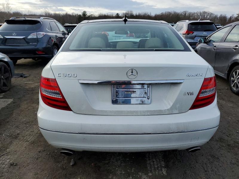 2012 Mercedes-benz C მანქანა იყიდება აუქციონზე, vin: WDDGF8BB3CR197262, აუქციონის ნომერი: 72763815